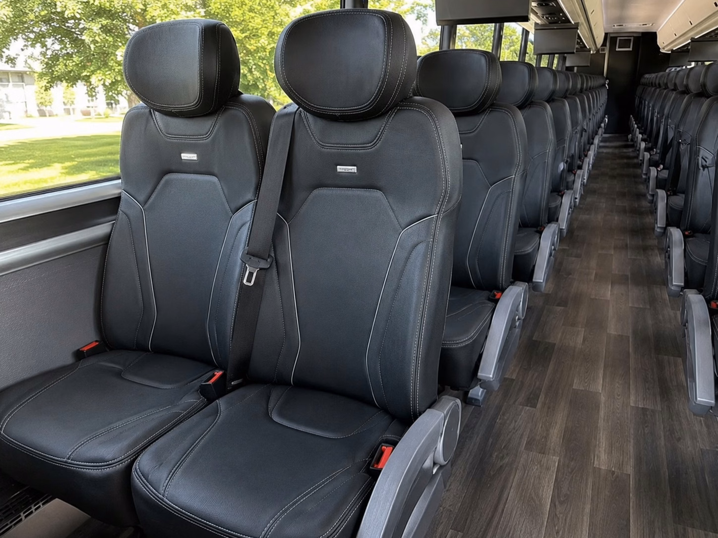 charter buses for large wedding guest groups traveling into overland park from kansas city international airport