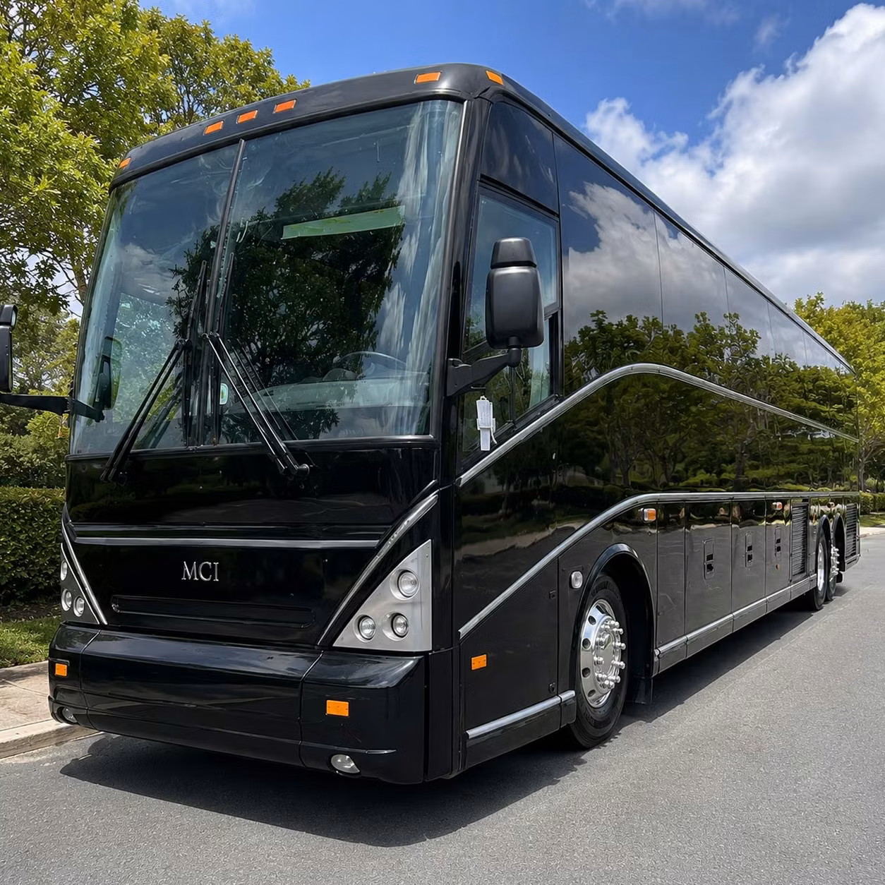 construction site shuttles and long term corporate transportation programs in overland park