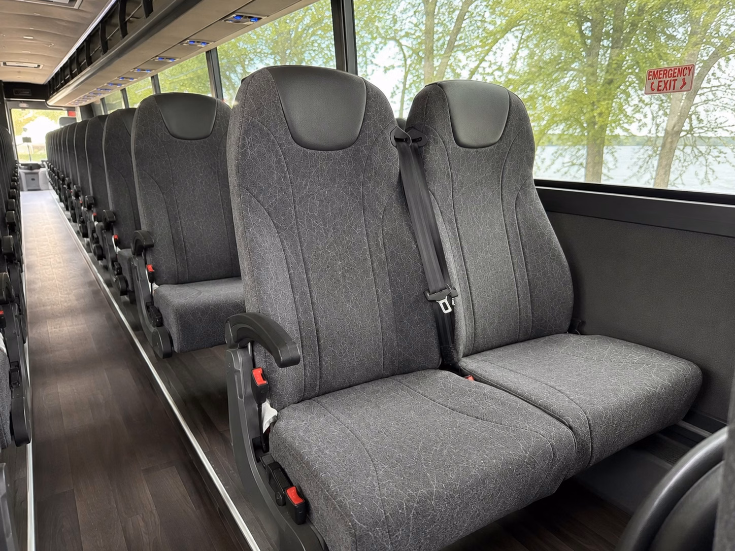 how where and when you re traveling affects your overland park bus rental rate