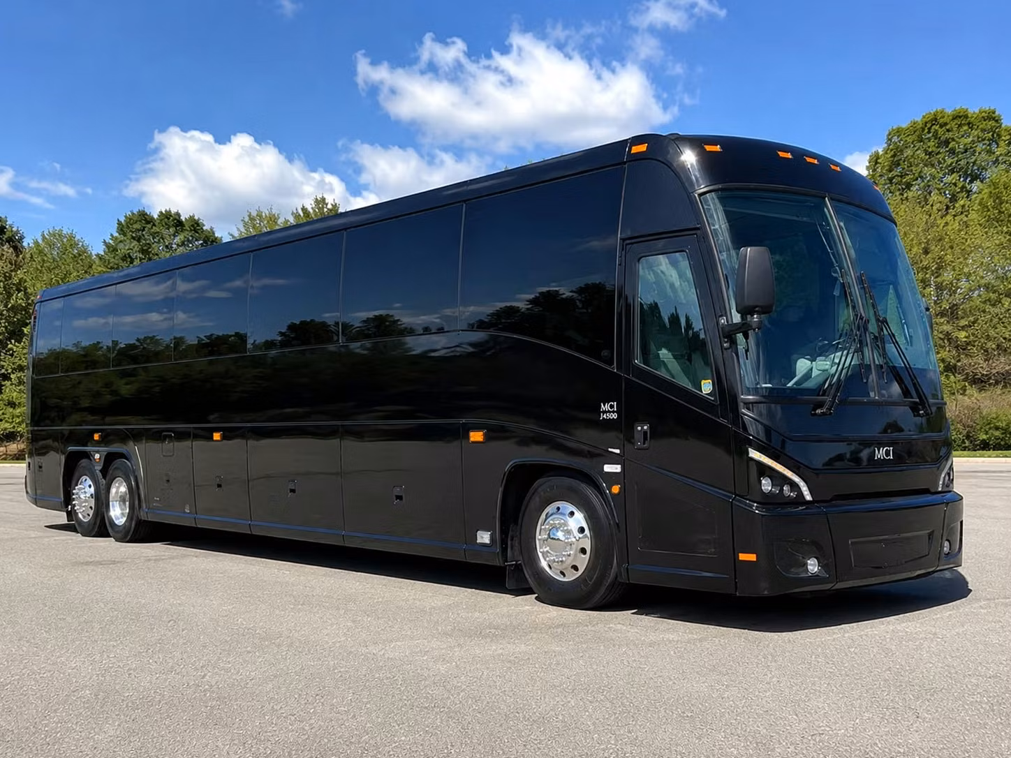 overland park zoo and aquarium field trips made easy with charter bus rentals